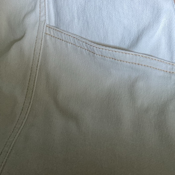 Pro Mod off white jean jacket with unique browny buttons - Picture 5 of 6